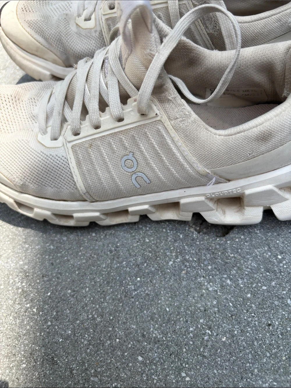 OC Running 5.5 Youth Sneakers in white